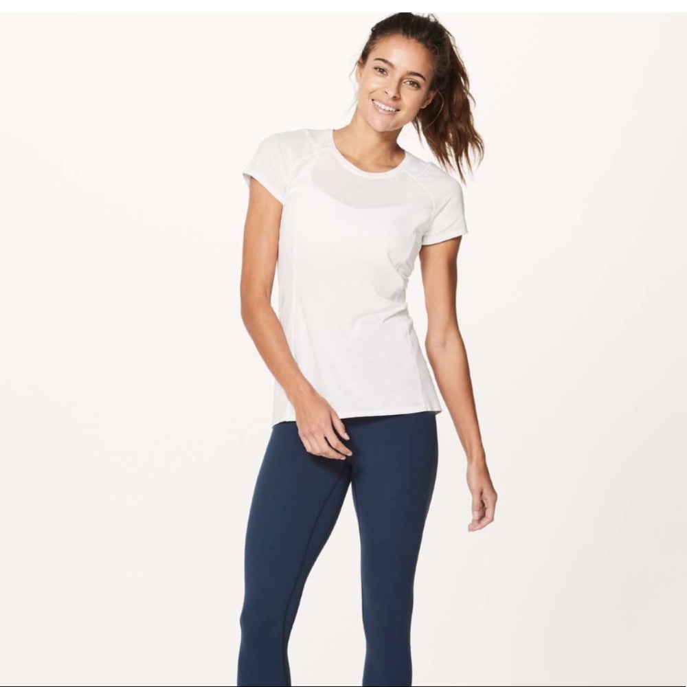 NWT lululemon line up tee